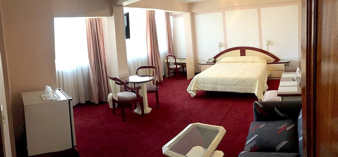 Americana Hotel Cochabamba Extérieur photo